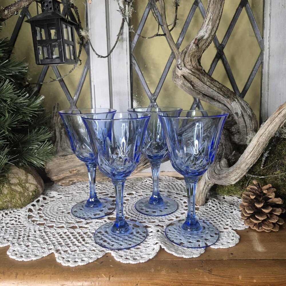 4 Vintage AVON Blue Glass Water Glasses - Picture 3 of 10